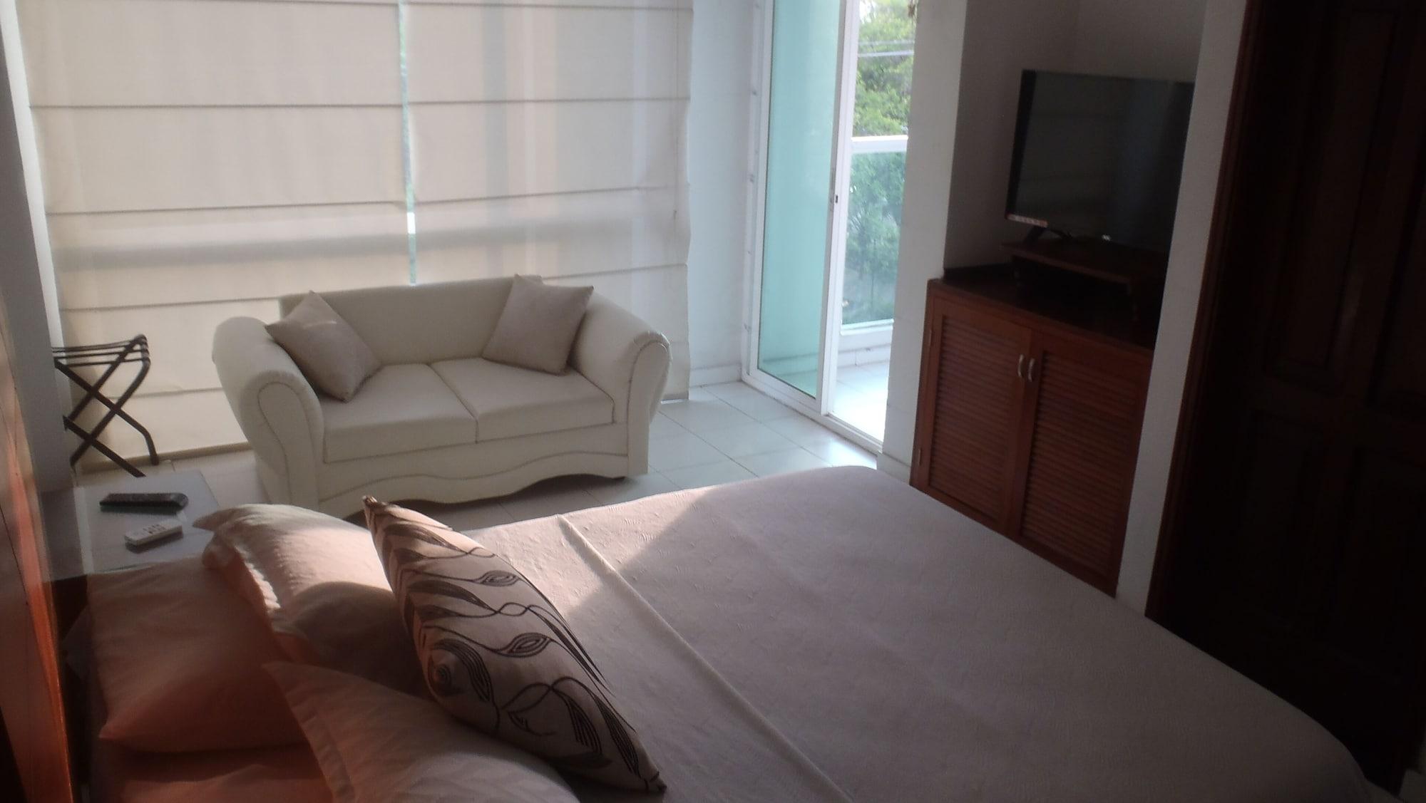 Coral Reef Hotel 3*
