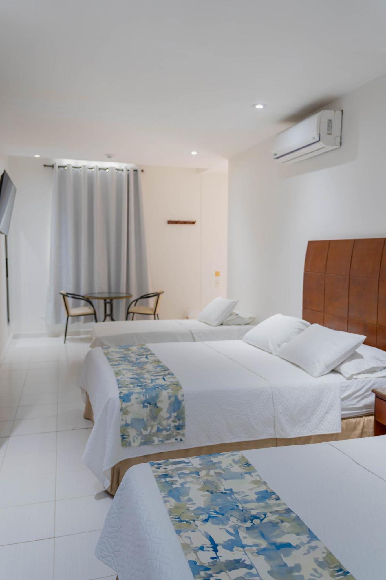 Hotel Coral Reef 3*